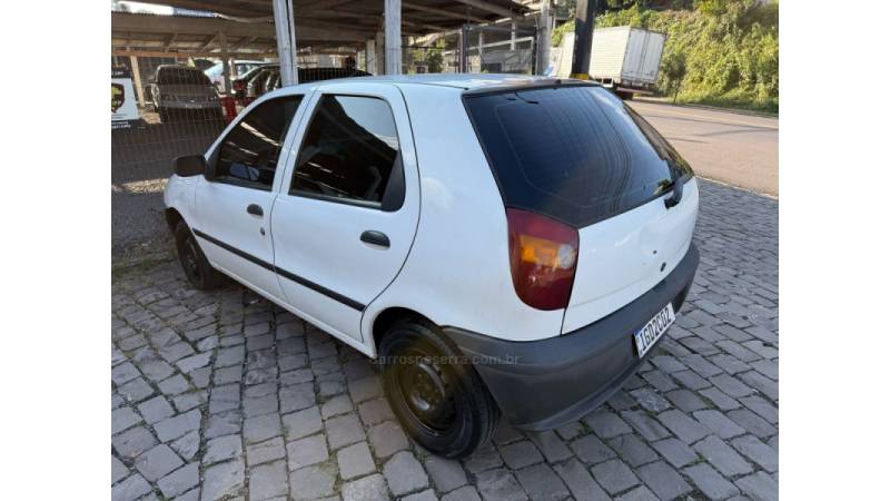 FIAT - PALIO - 1997/1997 - Branca - R$ 12.500,00