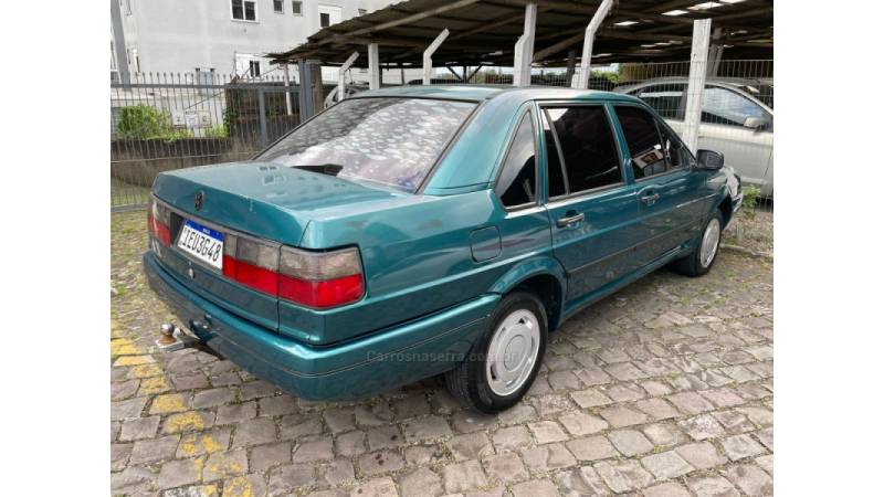 VOLKSWAGEN - SANTANA - 1996/1996 - Verde - R$ 13.900,00