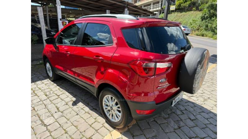 FORD - ECOSPORT - 2015/2015 - Vermelha - R$ 58.900,00
