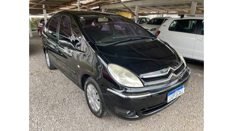 CITROËN - XSARA PICASSO - 2009/2010 - Preta - R$ 25.500,00