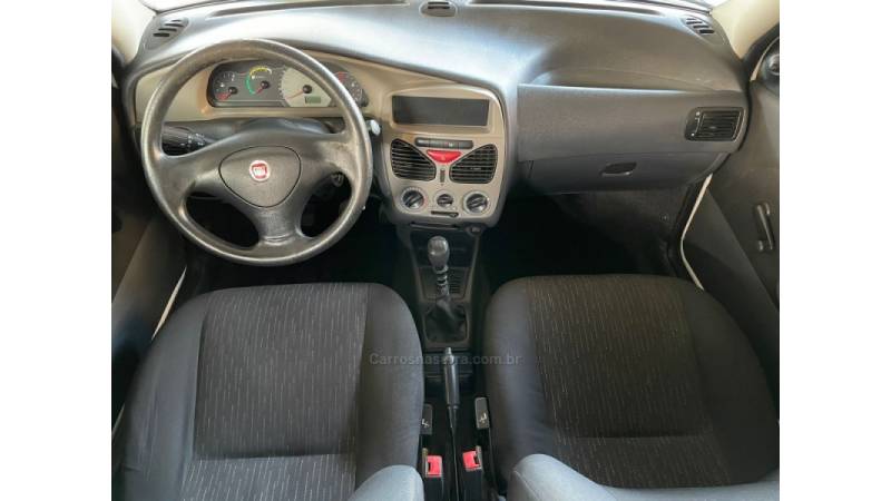 FIAT - PALIO - 2013/2013 - Branca - R$ 29.900,00