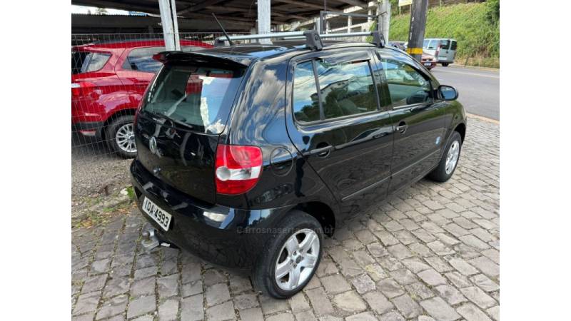 VOLKSWAGEN - FOX - 2009/2009 - Preta - R$ 28.900,00