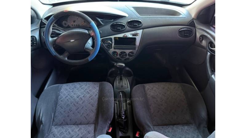 FORD - FOCUS - 2004/2004 - Branca - R$ 24.900,00