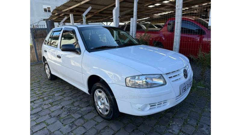 VOLKSWAGEN - GOL - 2011/2012 - Branca - R$ 25.900,00
