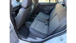 VOLKSWAGEN - GOL - 2011/2012 - Branca - R$ 25.900,00