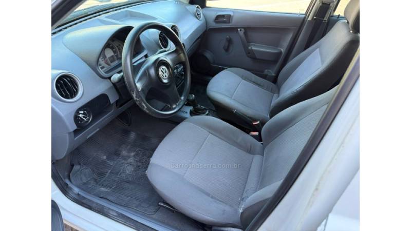 VOLKSWAGEN - GOL - 2006/2006 - Branca - R$ 13.000,00