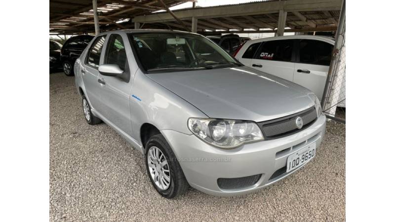 FIAT - SIENA - 2008/2008 - Prata - R$ 22.000,00