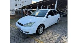 FORD - FOCUS - 2004/2004 - Branca - R$ 24.900,00