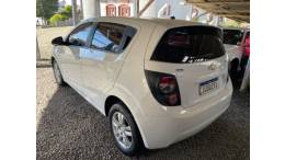 CHEVROLET - SONIC - 2012/2013 - Branca - R$ 37.900,00