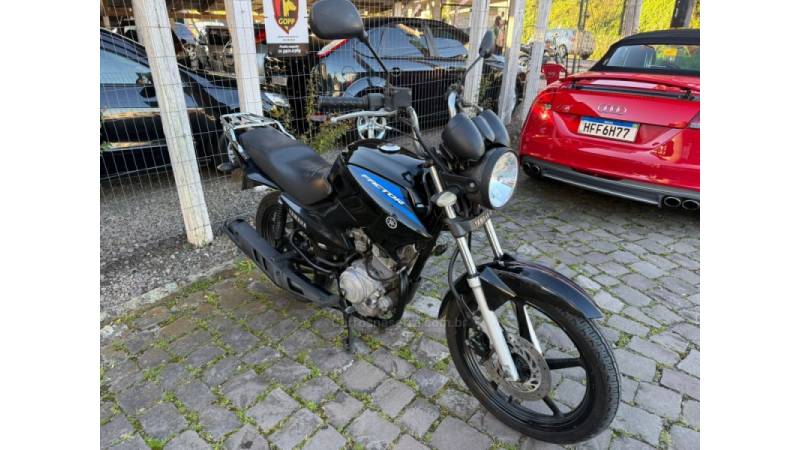 YAMAHA - FACTOR YBR - 2015/2016 - Preta - R$ 10.500,00