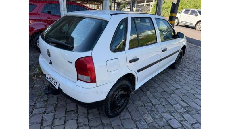 VOLKSWAGEN - GOL - 2006/2006 - Branca - R$ 13.000,00