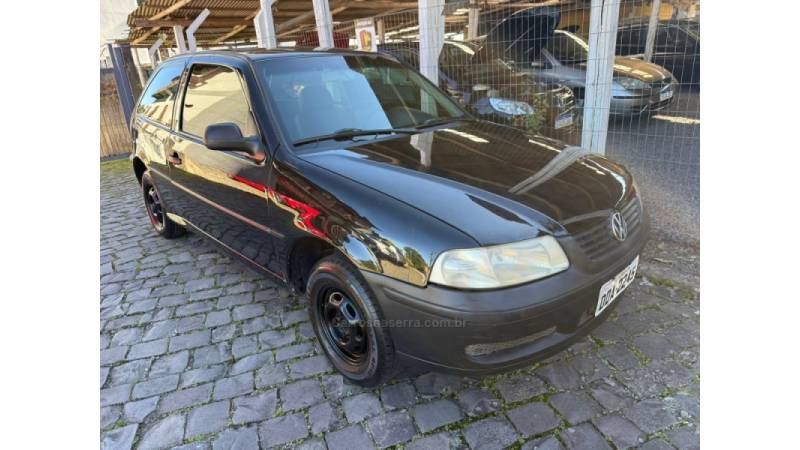 VOLKSWAGEN - GOL - 2000/2001 - Preta - R$ 12.900,00
