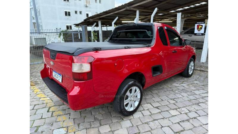 CHEVROLET - MONTANA - 2014/2015 - Vermelha - R$ 43.900,00