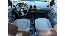 VOLKSWAGEN - GOL - 2006/2006 - Branca - R$ 13.000,00