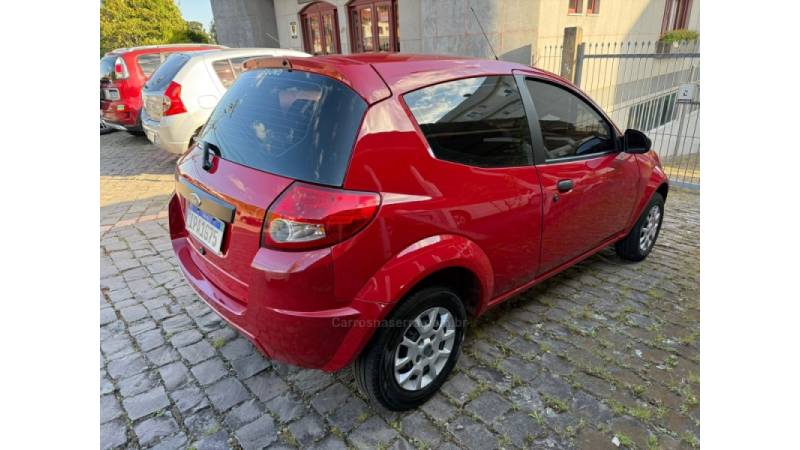 FORD - KA - 2008/2009 - Vermelha - R$ 24.900,00