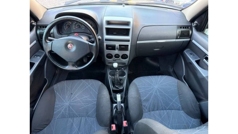FIAT - SIENA - 2009/2010 - Prata - R$ 31.900,00