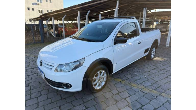 VOLKSWAGEN - SAVEIRO - 2010/2011 - Branca - R$ 38.900,00