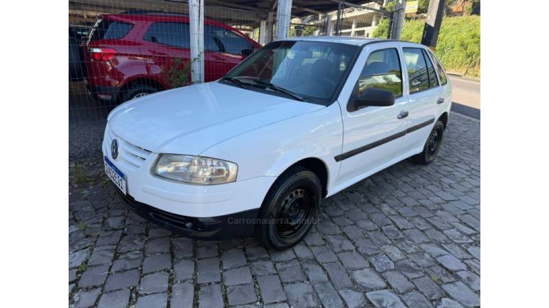 VOLKSWAGEN - GOL - 2006/2006 - Branca - R$ 13.000,00