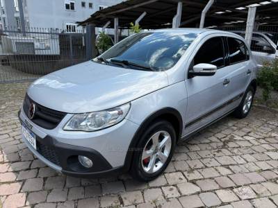 VOLKSWAGEN - GOL - 2010/2011 - Prata - R$ 36.900,00