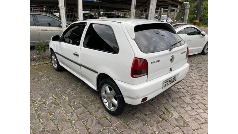 VOLKSWAGEN - GOL - 1996/1997 - Branca - R$ 16.900,00